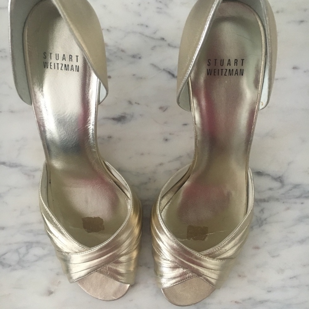 Stuart Weitzman Dorsay peep toe heels/pumps